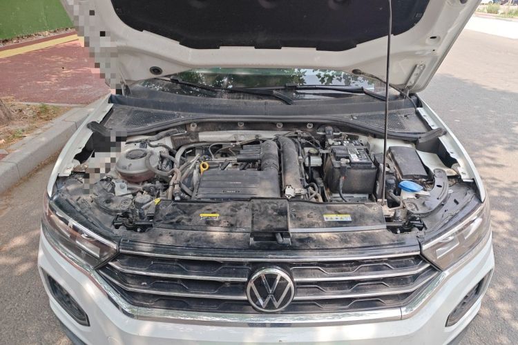 Used Volkswagen T-ROC 2022 280TSI DSG Two-Wheel Drive Elite PLUS Engine Bay