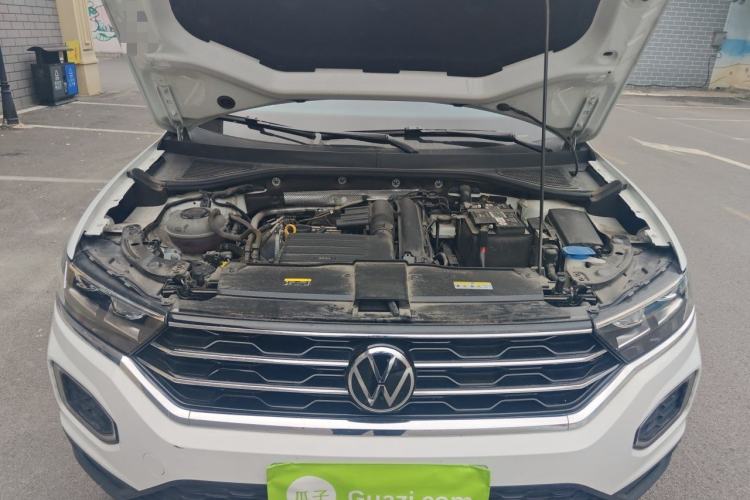 Used Volkswagen T-ROC 2022 280TSI DSG Two-Wheel Drive Elite PLUS Engine Bay
