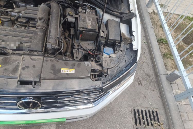 Used Volkswagen T-ROC 2022 280TSI DSG Two-Wheel Drive Comfort PLUS Engine Bay Left