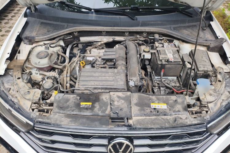 Used Volkswagen T-ROC 2022 280TSI DSG Two-Wheel Drive R-Line Pro PLUS Engine Bay