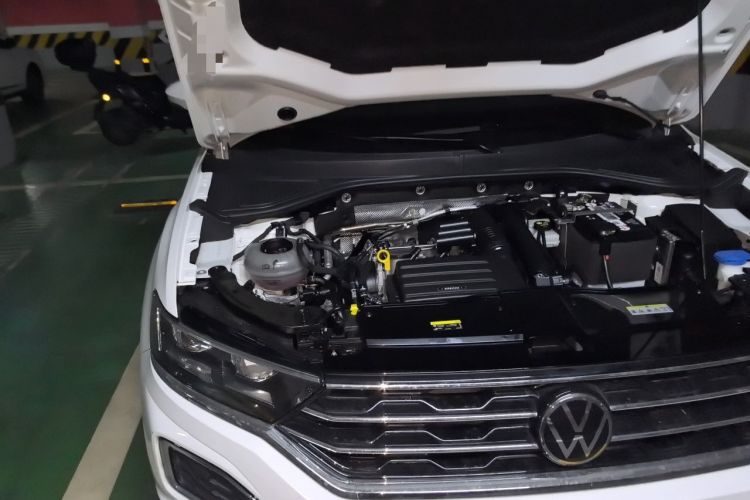 Used Volkswagen T-ROC 2022 280TSI DSG Two-Wheel Drive Comfort PLUS Engine Bay Right