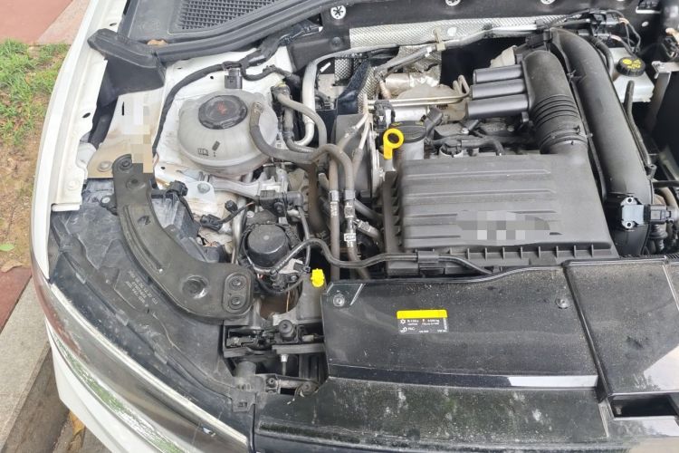 Used Volkswagen T-ROC 2022 280TSI DSG Two-Wheel Drive Elite PLUS Engine Bay Right
