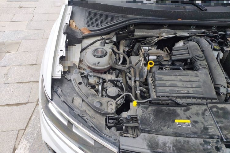 Used Volkswagen T-ROC 2022 280TSI DSG Two-Wheel Drive Elite PLUS Engine Bay Right