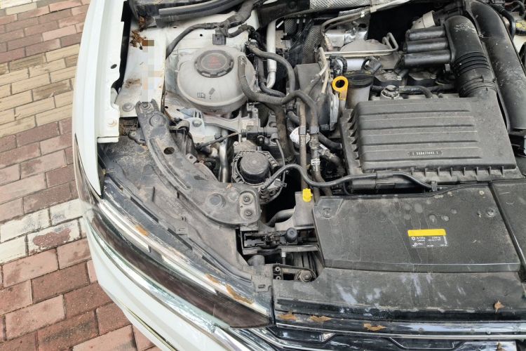 Used Volkswagen T-ROC 2022 280TSI DSG Two-Wheel Drive Elite PLUS Engine Bay Right