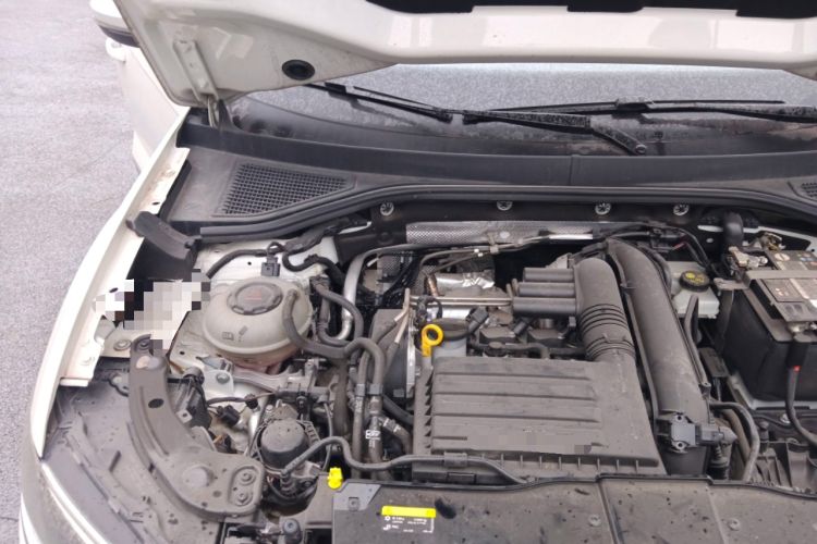 Used Volkswagen T-ROC 2022 280TSI DSG Two-Wheel Drive Comfort PLUS Engine Bay Right