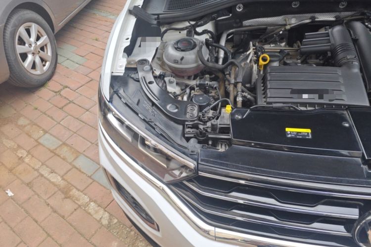 Used Volkswagen T-ROC 2022 280TSI DSG Two-Wheel Drive Comfort PLUS Engine Bay Right