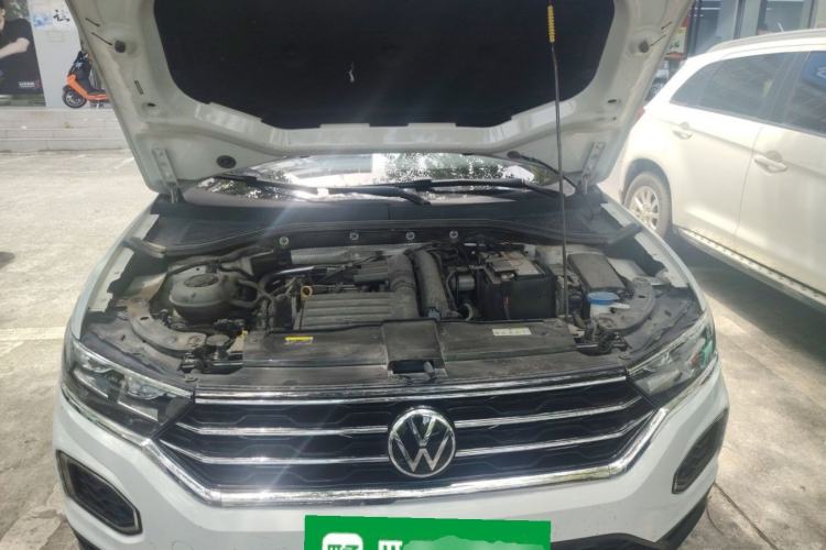 Used Volkswagen T-ROC 2022 280TSI DSG Two-Wheel Drive Elite PLUS Engine Bay