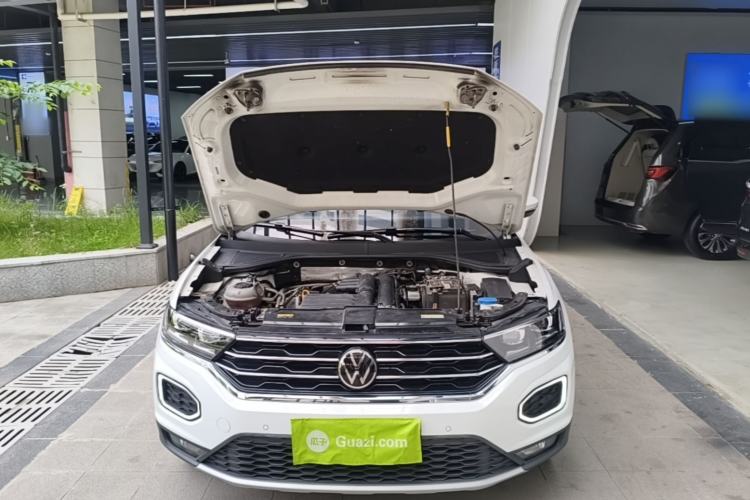 Used Volkswagen T-ROC 2022 280TSI DSG Two-Wheel Drive Elite PLUS Engine Bay