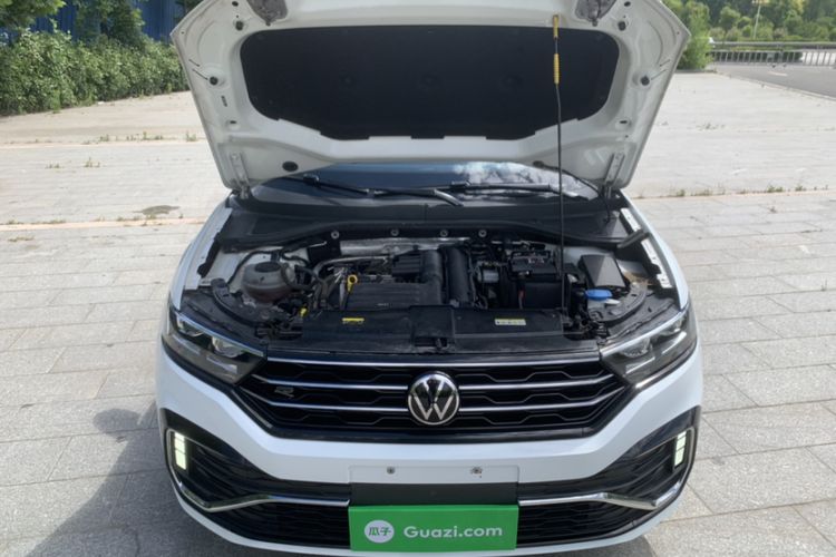 Used Volkswagen T-ROC 2022 280TSI DSG Two-Wheel Drive R-Line Pro PLUS Engine Bay