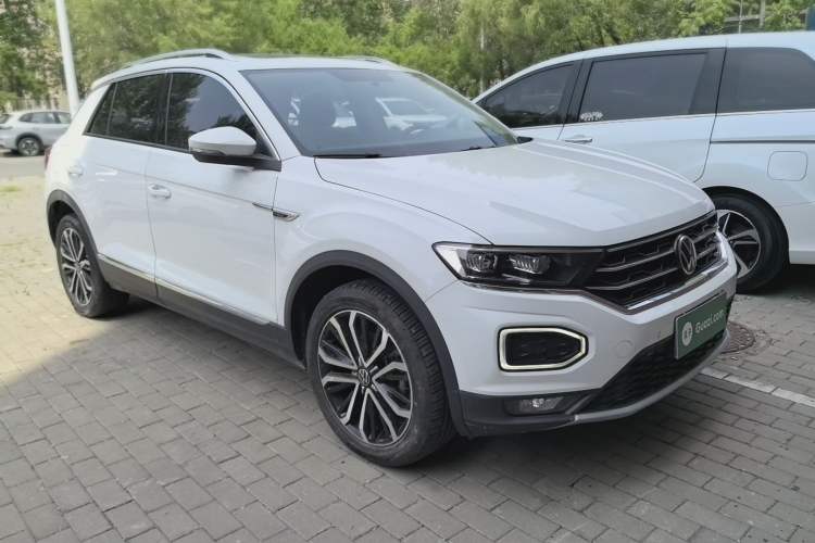 Used Volkswagen T-ROC 2022 280TSI DSG Two-Wheel Drive Comfort PLUS Exterior 2
