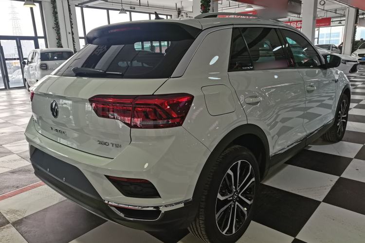 Used Volkswagen T-ROC 2022 280TSI DSG Two-Wheel Drive Comfort PLUS Exterior 3