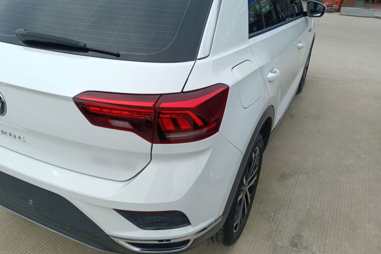 Used Volkswagen T-ROC 2022 280TSI DSG Two-Wheel Drive Elite PLUS Exterior 3