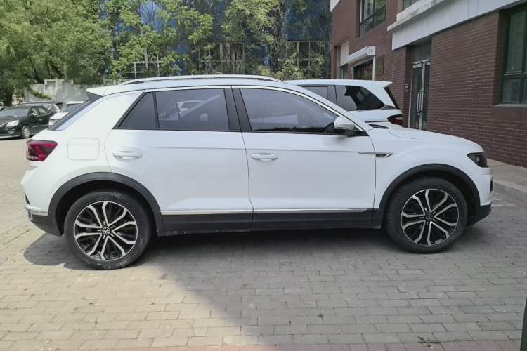 Used Volkswagen T-ROC 2022 280TSI DSG Two-Wheel Drive Comfort PLUS Exterior 3