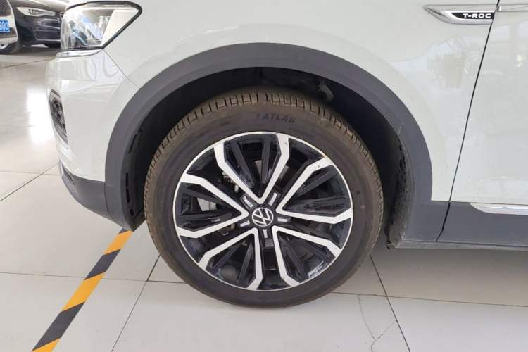 Used Volkswagen T-ROC 2022 280TSI DSG Two-Wheel Drive Comfort PLUS Exterior 4
