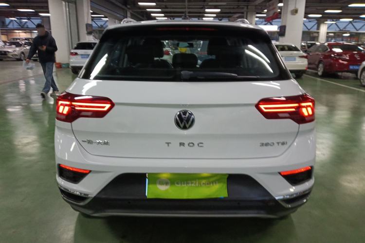 Used Volkswagen T-ROC 2022 280TSI DSG Two-Wheel Drive Elite PLUS Exterior 4