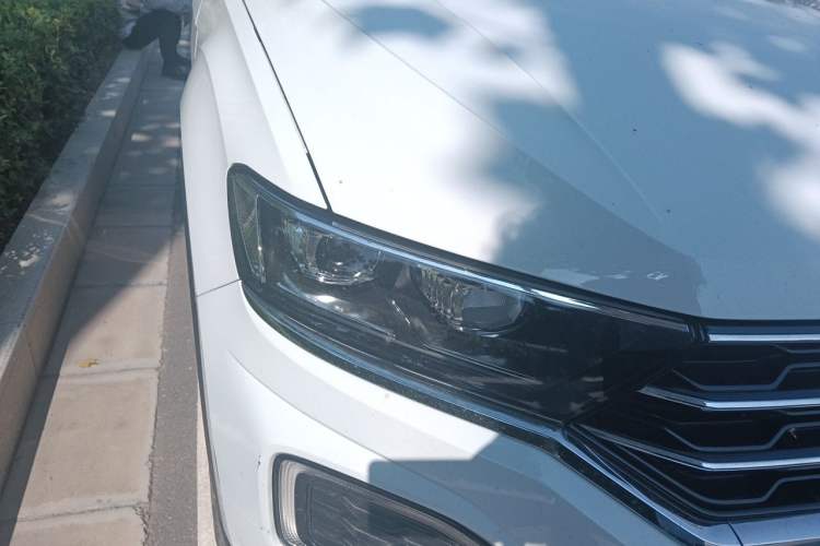 Used Volkswagen T-ROC 2022 280TSI DSG Two-Wheel Drive Elite PLUS Exterior 6