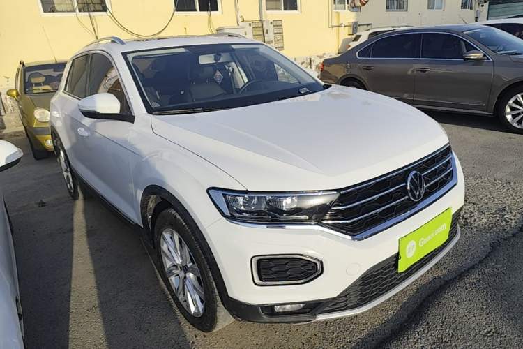 Used Volkswagen T-ROC 2022 280TSI DSG Two-Wheel Drive Elite PLUS Front Right 45 Deg