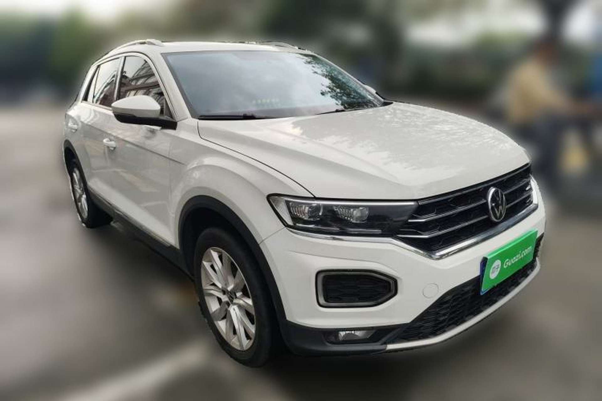 Used Volkswagen T-ROC 2022 280TSI DSG Two-Wheel Drive Elite PLUS Front Right 45 Deg
