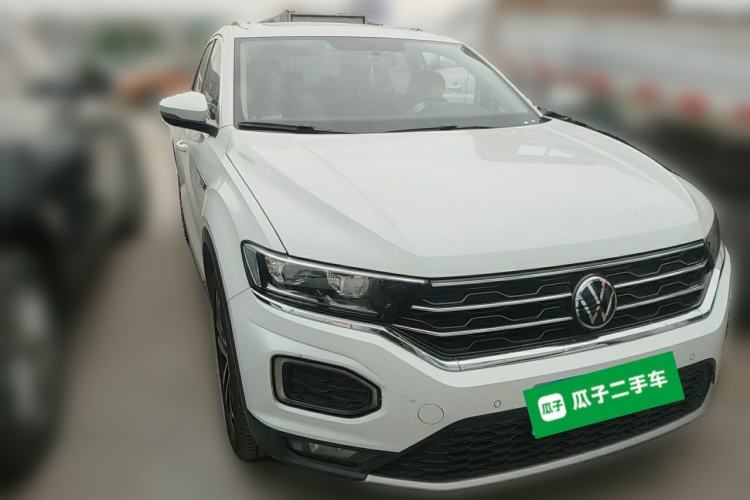Used Volkswagen T-ROC 2022 280TSI DSG Two-Wheel Drive Comfort PLUS Front Right 45 Deg