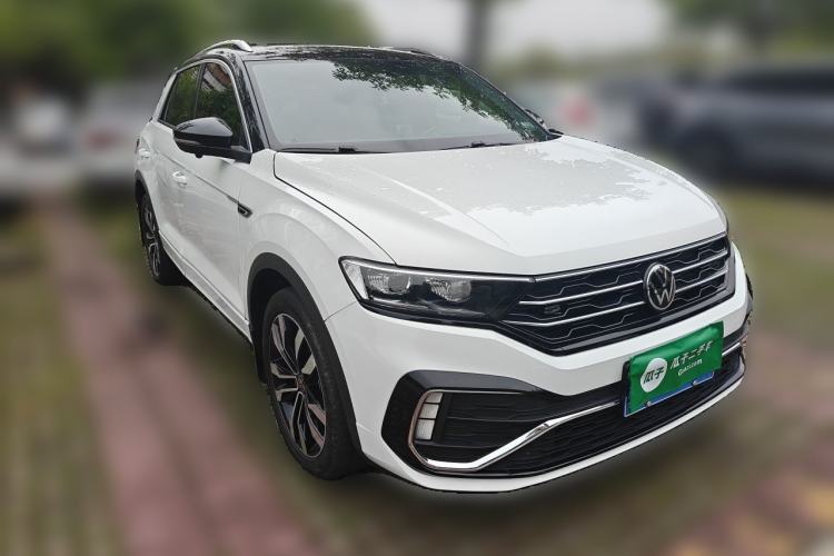 Used Volkswagen T-ROC 2022 280TSI DSG Two-Wheel Drive R-Line Pro PLUS Front Right 45 Deg