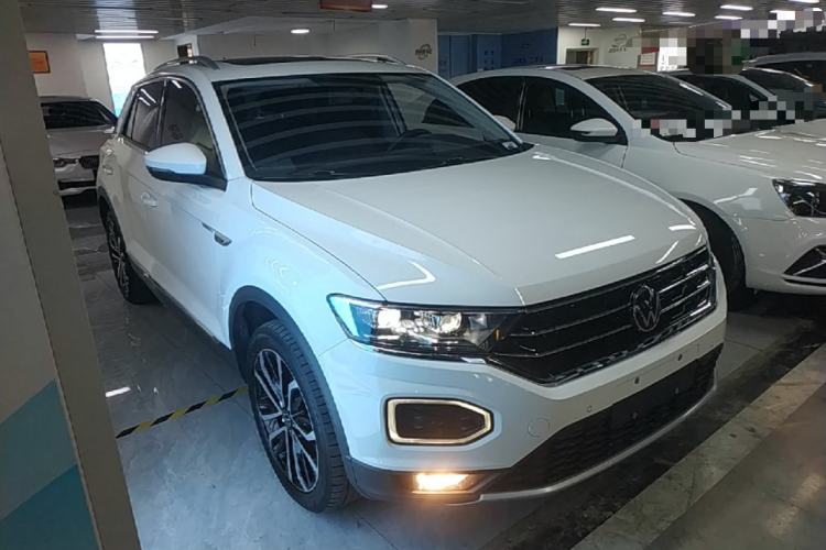 Used Volkswagen T-ROC 2022 280TSI DSG Two-Wheel Drive Comfort PLUS Front Right 45 Deg