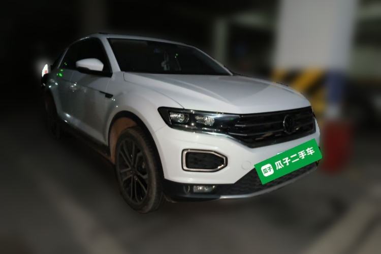Used Volkswagen T-ROC 2022 280TSI DSG Two-Wheel Drive Comfort PLUS Front Right 45 Deg