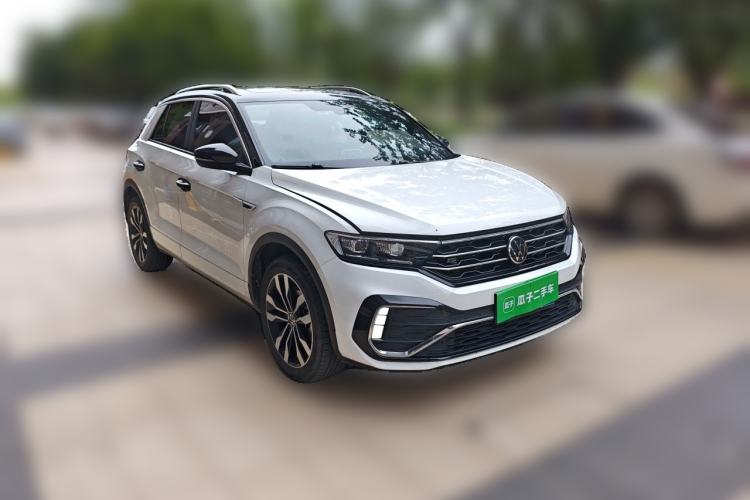 Used Volkswagen T-ROC 2022 280TSI DSG Two-Wheel Drive R-Line Pro PLUS Front Right 45 Deg