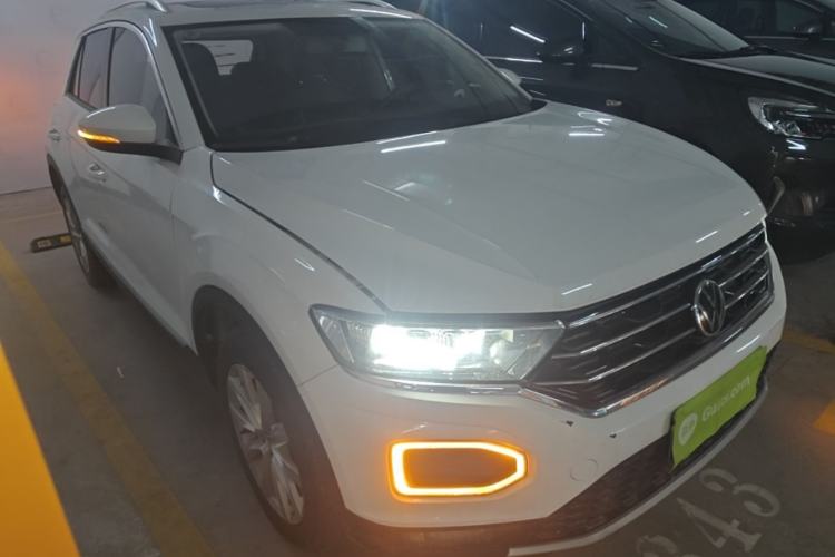 Used Volkswagen T-ROC 2022 280TSI DSG Two-Wheel Drive Elite PLUS Front Right 45 Deg