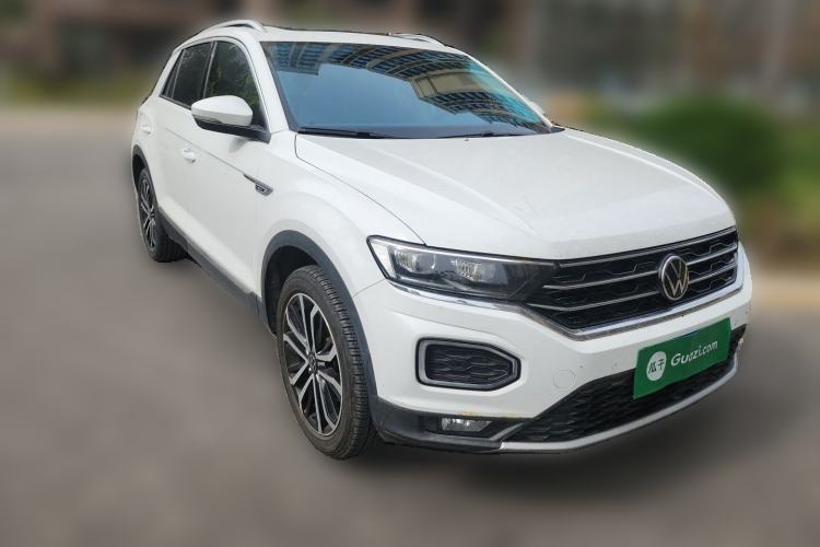 Used Volkswagen T-ROC 2022 280TSI DSG Two-Wheel Drive Comfort PLUS Front Right 45 Deg