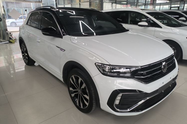 Used Volkswagen T-ROC 2022 280TSI DSG Two-Wheel Drive R-Line Pro PLUS Front Right 45 Deg