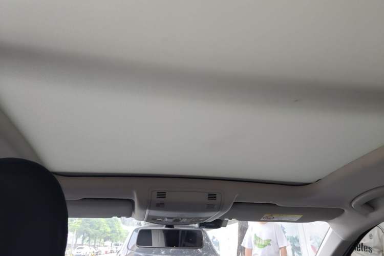 Used Volkswagen T-ROC 2022 280TSI DSG Two-Wheel Drive Elite PLUS Headliner
