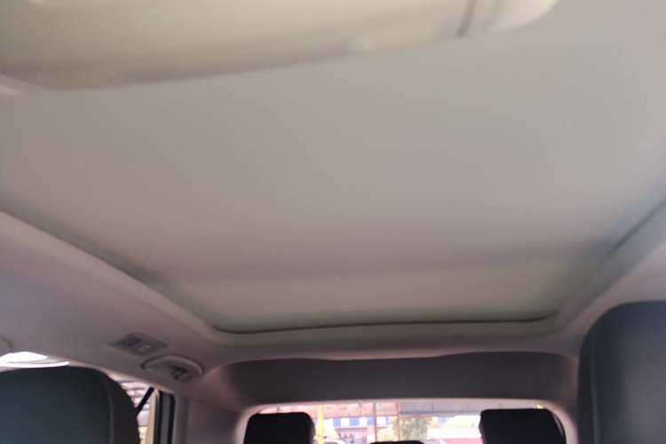 Used Volkswagen T-ROC 2022 280TSI DSG Two-Wheel Drive Comfort PLUS Headliner