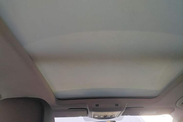 Used Volkswagen T-ROC 2022 280TSI DSG Two-Wheel Drive Elite PLUS Headliner