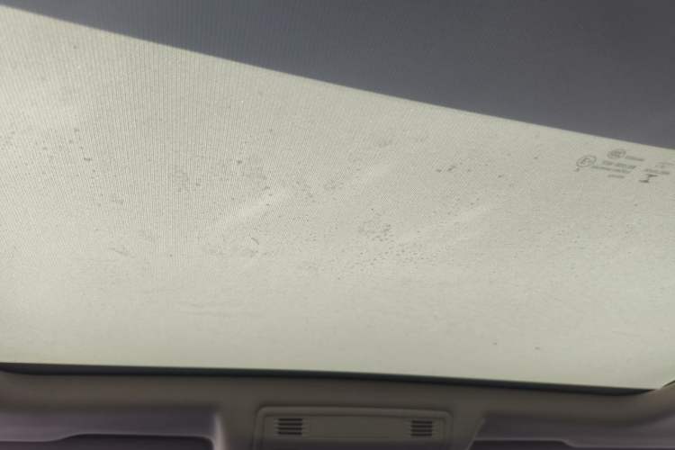 Used Volkswagen T-ROC 2022 280TSI DSG Two-Wheel Drive Elite PLUS Headliner