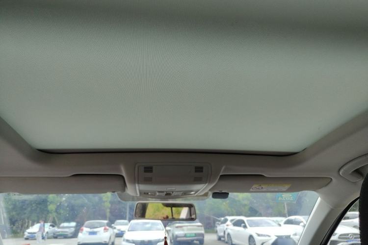 Used Volkswagen T-ROC 2022 280TSI DSG Two-Wheel Drive Elite PLUS Headliner