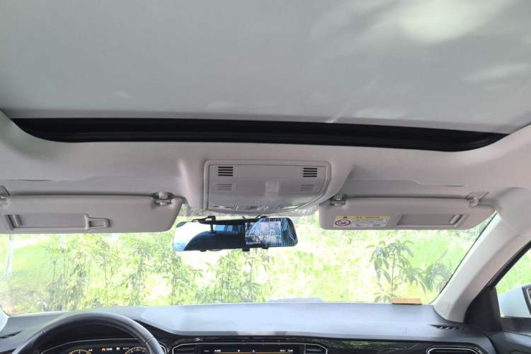 Used Volkswagen T-ROC 2022 280TSI DSG Two-Wheel Drive Comfort PLUS Headliner