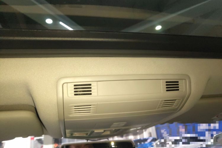 Used Volkswagen T-ROC 2022 280TSI DSG Two-Wheel Drive Comfort PLUS Headliner