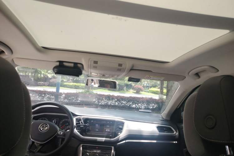 Used Volkswagen T-ROC 2022 280TSI DSG Two-Wheel Drive Elite PLUS Headliner
