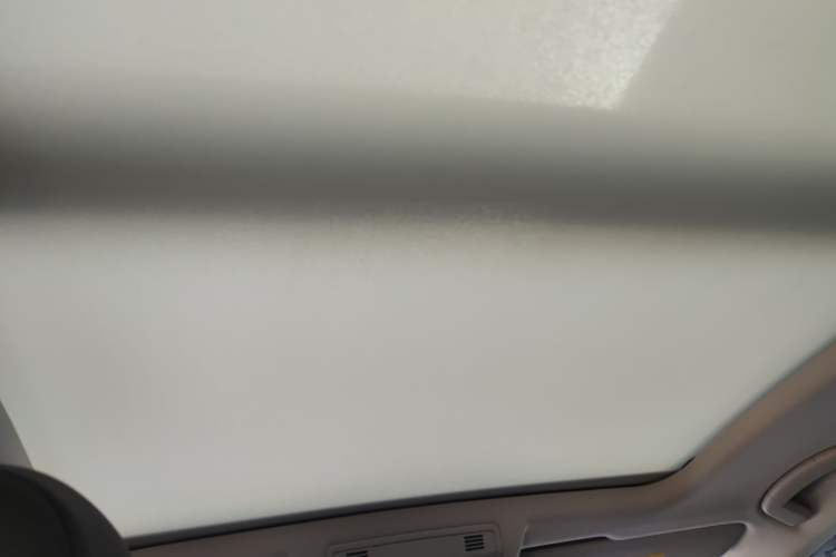 Used Volkswagen T-ROC 2022 280TSI DSG Two-Wheel Drive Comfort PLUS Headliner