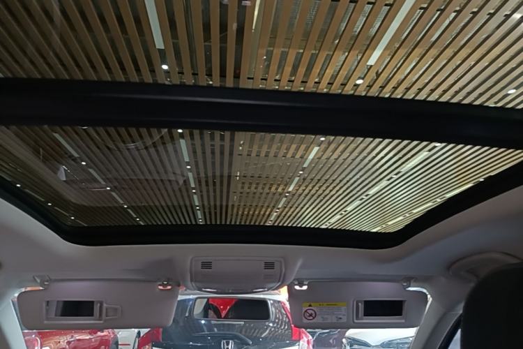 Used Volkswagen T-ROC 2022 280TSI DSG Two-Wheel Drive Comfort PLUS Headliner