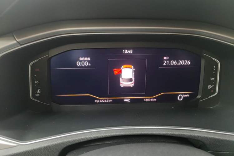 Used Volkswagen T-ROC 2022 280TSI DSG Two-Wheel Drive R-Line Pro PLUS Instrument Cluster