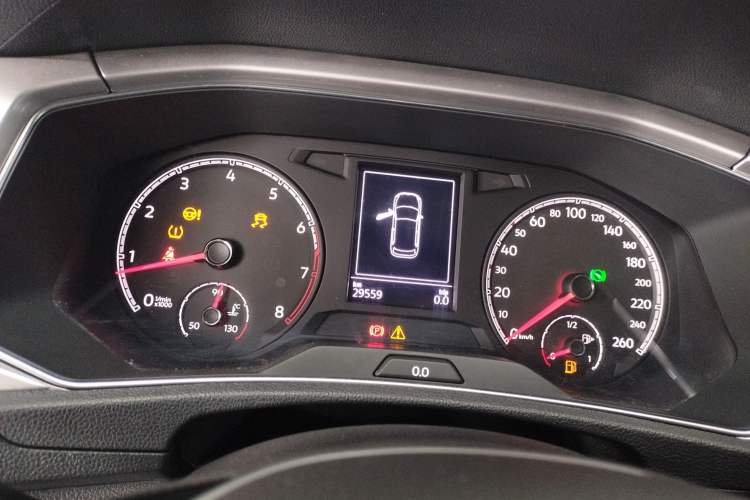Used Volkswagen T-ROC 2022 280TSI DSG Two-Wheel Drive Elite PLUS Instrument Cluster