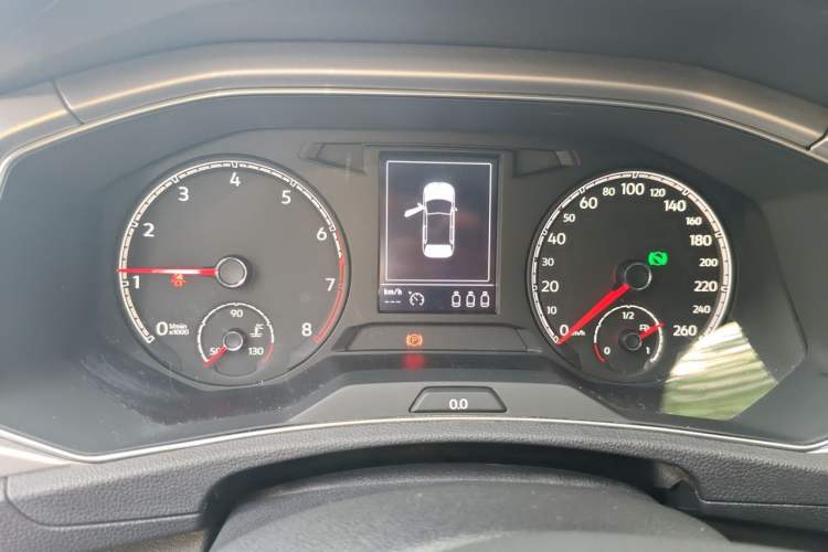 Used Volkswagen T-ROC 2022 280TSI DSG Two-Wheel Drive Elite PLUS Instrument Cluster