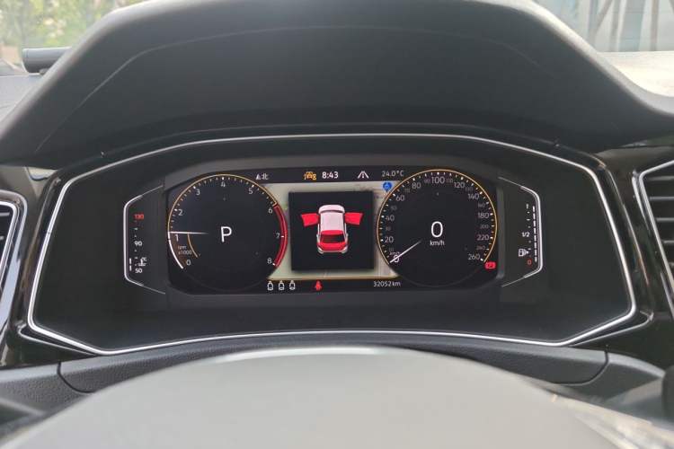 Used Volkswagen T-ROC 2022 280TSI DSG Two-Wheel Drive Comfort PLUS Instrument Cluster