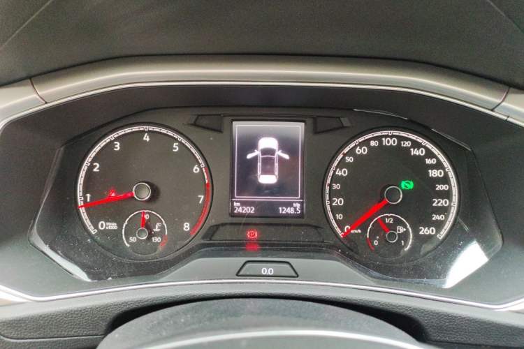 Used Volkswagen T-ROC 2022 280TSI DSG Two-Wheel Drive Elite PLUS Instrument Cluster