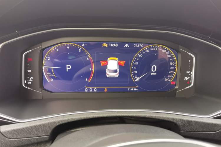 Used Volkswagen T-ROC 2022 280TSI DSG Two-Wheel Drive Comfort PLUS Instrument Cluster