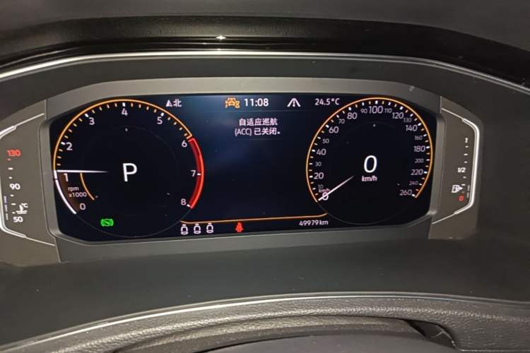 Used Volkswagen T-ROC 2022 280TSI DSG Two-Wheel Drive Comfort PLUS Instrument Cluster