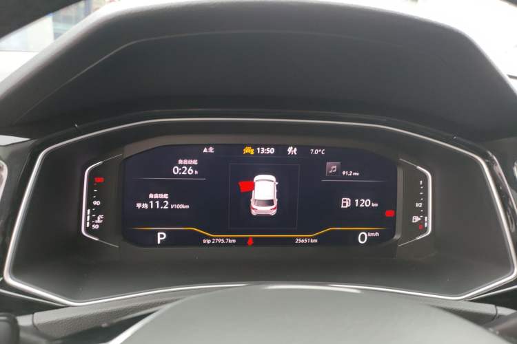 Used Volkswagen T-ROC 2022 280TSI DSG Two-Wheel Drive Comfort PLUS Instrument Cluster