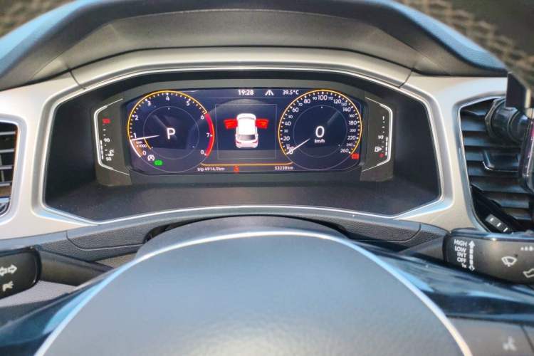 Used Volkswagen T-ROC 2022 280TSI DSG Two-Wheel Drive Elite PLUS Instrument Cluster
