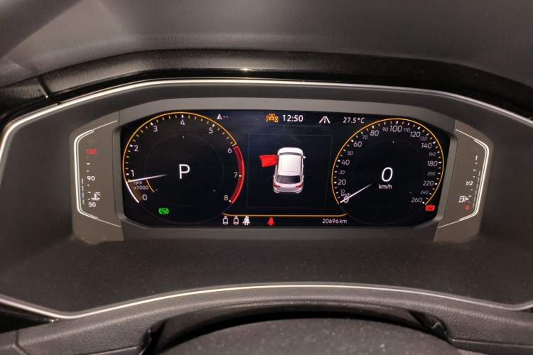 Used Volkswagen T-ROC 2022 280TSI DSG Two-Wheel Drive Comfort PLUS Instrument Cluster